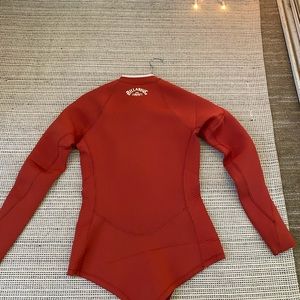 Billabong spring suit